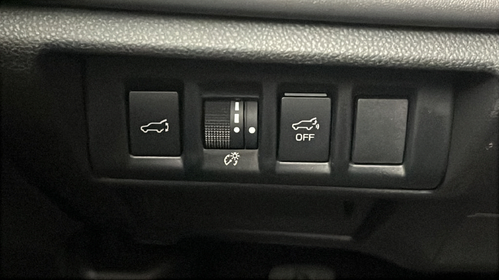 Used 2025 Subaru Outback Wilderness AWD/4WD image 33