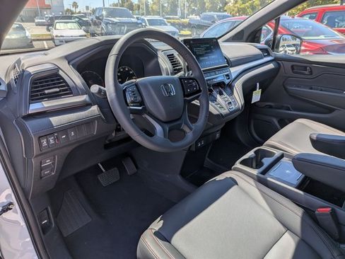 New 2026 Honda Odyssey Sport-L image 3