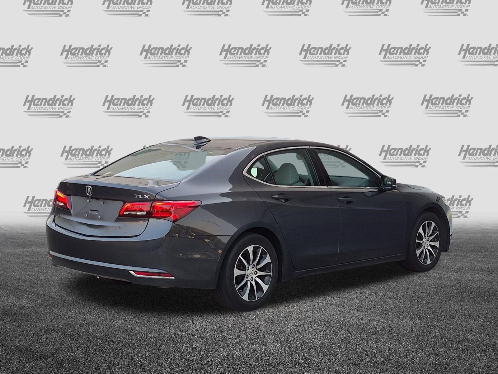 Used 2015 Acura TLX w/ Technology Package FWD image 10