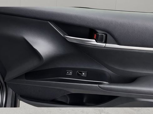 Used 2019 Toyota Camry SE image 25