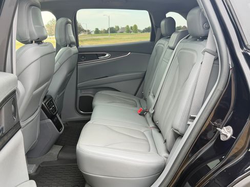 Used 2020 Lincoln Nautilus Reserve w/ Equipment Group 201A FWD image 22