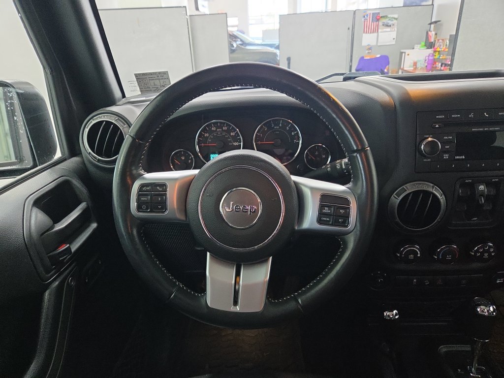 Used 2018 Jeep Wrangler Unlimited Sport AWD/4WD image 26