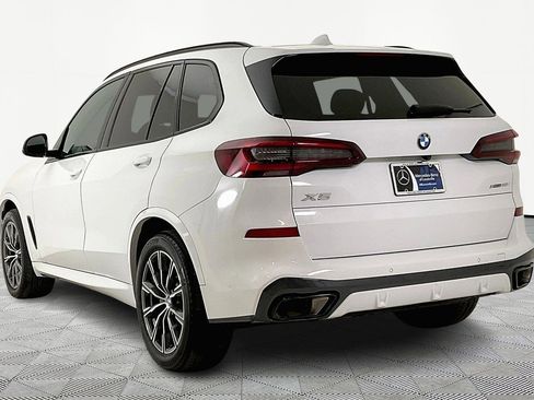 Used 2023 BMW X5 xDrive40i w/ M Sport Package AWD/4WD image 4