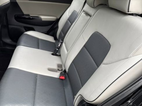 Used 2019 Kia Sportage EX w/ EX Sport Appearance Package AWD/4WD image 10
