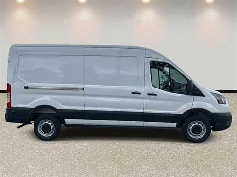 New 2025 Ford Transit 250 148 Medium Roof image 4