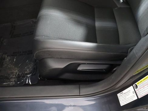 Used 2025 Honda Civic Sport image 28