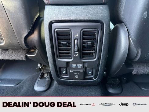 Used 2024 Dodge Durango GT AWD/4WD image 29