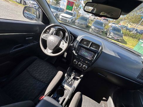 Used 2021 Mitsubishi Outlander Sport ES FWD image 17