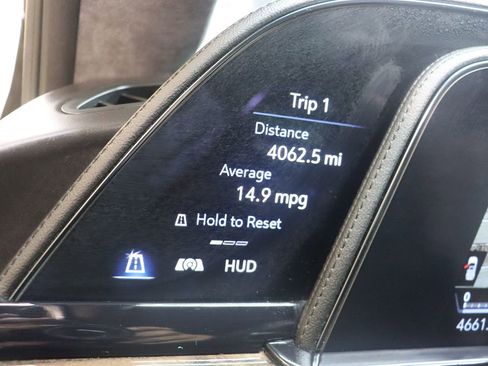 Used 2022 Cadillac Escalade Sport Platinum image 38