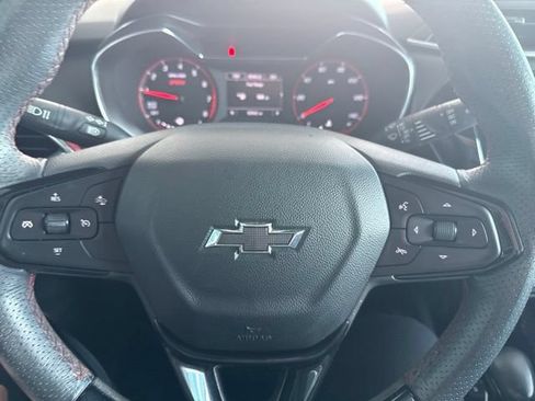 Used 2021 Chevrolet TrailBlazer RS w/ Convenience Package FWD image 4
