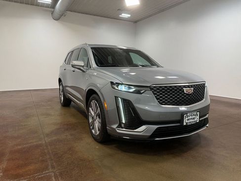 Used 2024 Cadillac XT6 Premium Luxury image 30