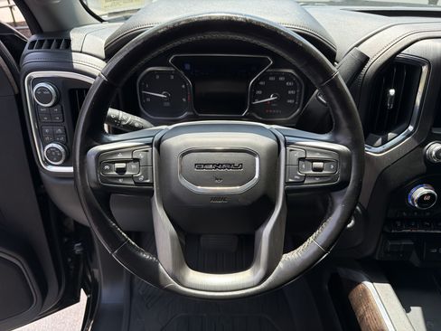 Used 2020 GMC Sierra 3500 Denali w/ Denali Ultimate Package AWD/4WD image 10