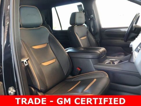 Used 2022 GMC Yukon AT4 w/ Technology Package AWD/4WD image 23