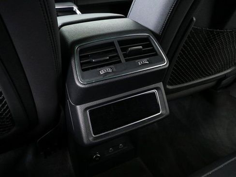 Used 2023 Audi e-tron Premium Plus w/ Premium Plus Package AWD/4WD image 22