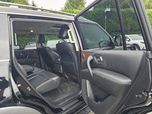 Used 2020 Nissan Armada SL w/ Premium Package image 17
