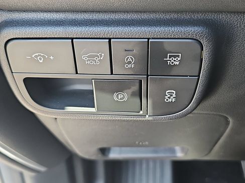 Used 2026 Hyundai Palisade SEL FWD image 26
