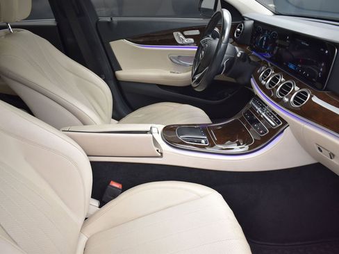 Used 2021 Mercedes-Benz E 350 Sedan image 23