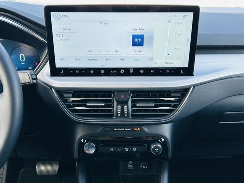 Used 2025 Ford Escape PHEV w/ PHEV Premium Package image 25