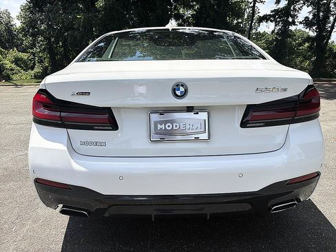 Used 2023 BMW 530e xDrive w/ Premium Package AWD/4WD image 24