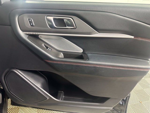 Used 2025 Ford Explorer ST AWD/4WD image 26