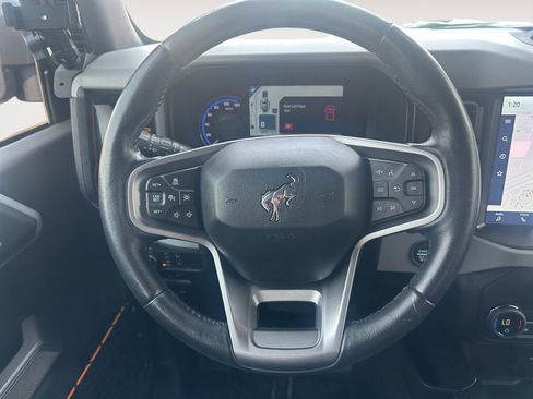 Used 2021 Ford Bronco Badlands image 14