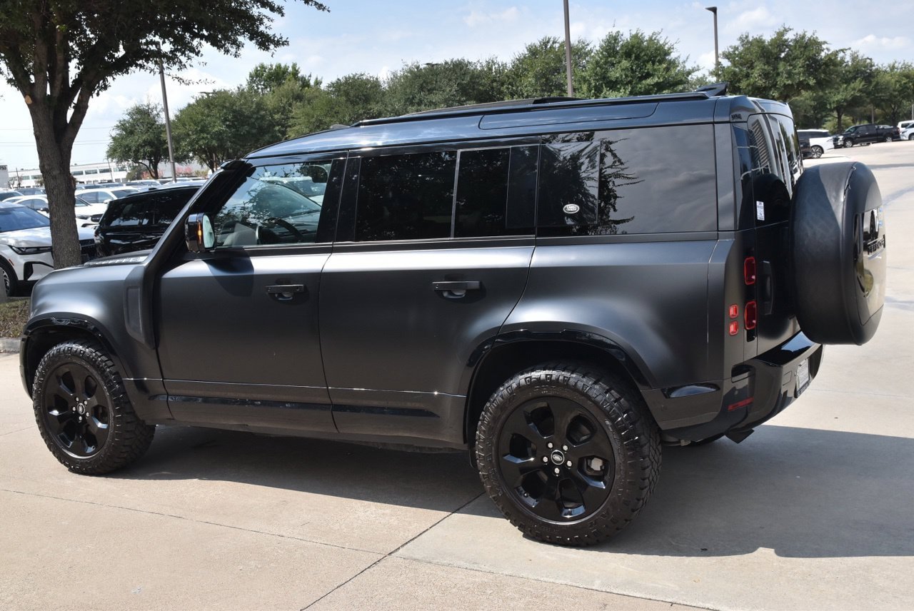 Used 2021 Land Rover Defender 110 S AWD/4WD image 11