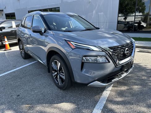 Used 2023 Nissan Rogue Platinum w/ Platinum Premium Package FWD image 10