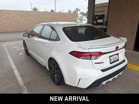 Used 2022 Toyota Corolla SE w/ Carpet Mat Package (TMS) image 6