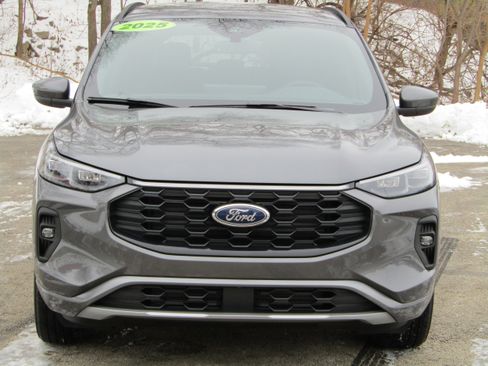 New 2025 Ford Escape ST-Line Elite image 7