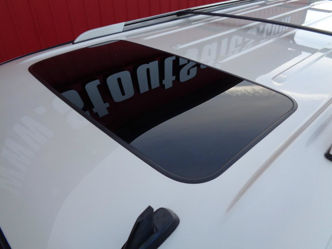 Used 2013 Cadillac Escalade ESV Platinum AWD/4WD image 8