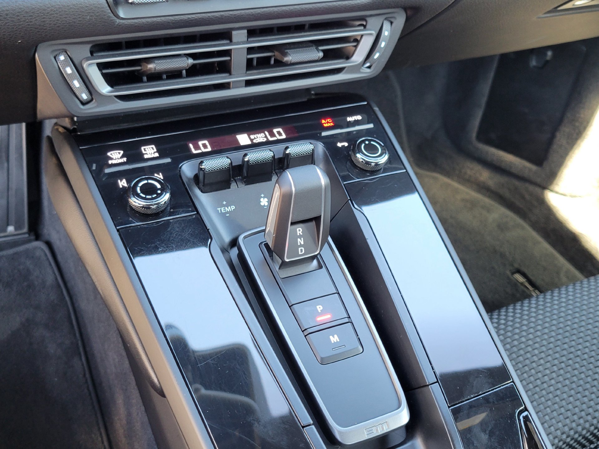 Certified 2023 Porsche 911 Carrera T RWD image 20