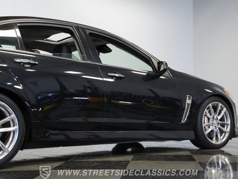 Used 2014 Chevrolet SS RWD image 29
