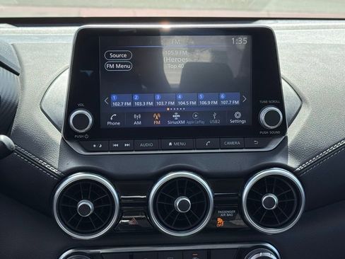 Certified 2022 Nissan Sentra SV image 18