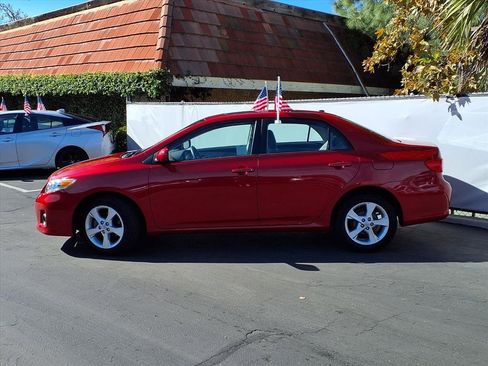 Used 2012 Toyota Corolla LE image 3