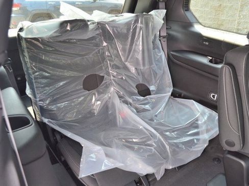 New 2025 Jeep Grand Cherokee L Laredo w/ Luxury Tech Group I image 37