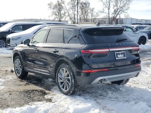 New 2026 Lincoln Corsair Premiere image 3