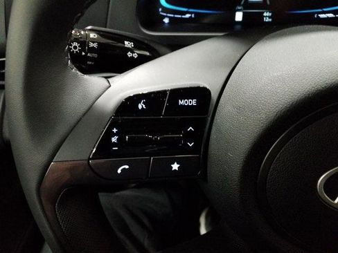 New 2026 Hyundai Elantra Sport image 5