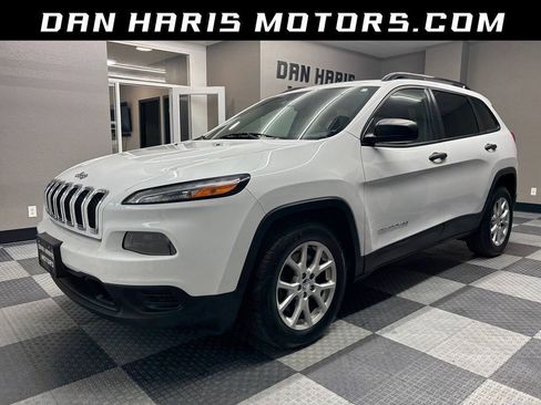 Used 2016 Jeep Cherokee Sport FWD image 1
