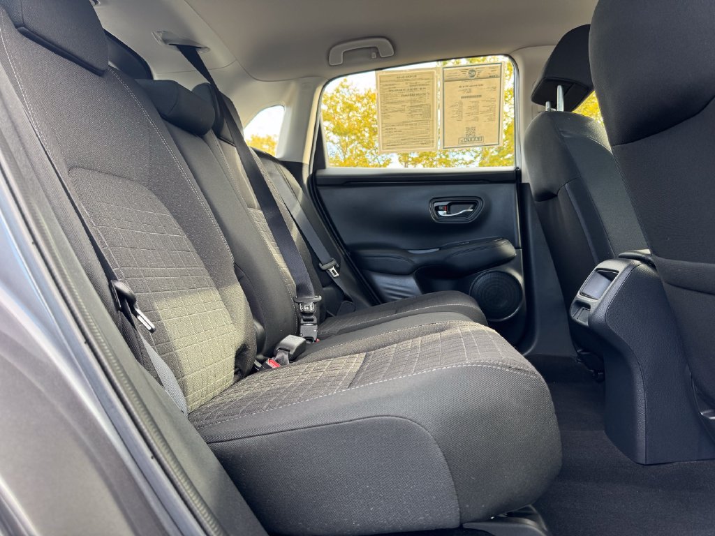 Used 2024 Honda HR-V LX image 13