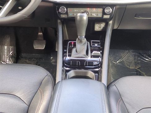 Certified 2023 Jeep Compass Limited w/ Elite Group image 19