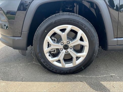 New 2025 Jeep Compass Latitude w/ Convenience Group image 12