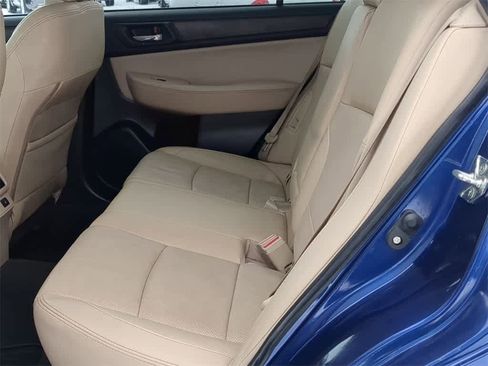 Used 2017 Subaru Outback 2.5i Limited image 18