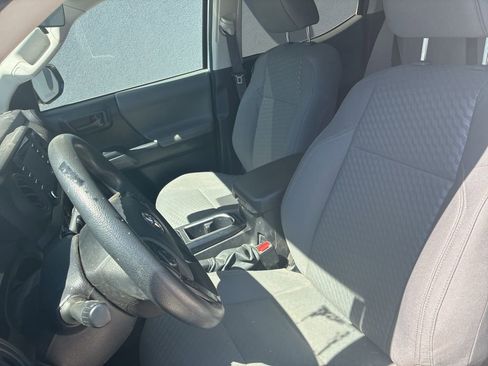 Used 2023 Toyota Tacoma SR AWD/4WD image 16