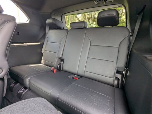 New 2025 Buick Enclave Sport Touring w/ Super Cruise Package image 15