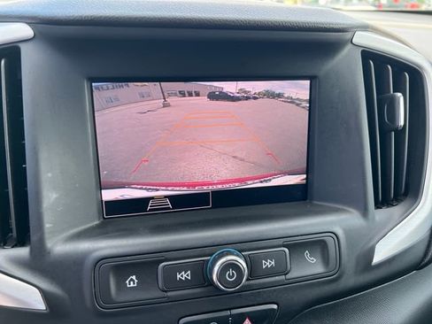 Certified 2023 GMC Terrain SLE w/ Driver Convenience Package FWD image 18