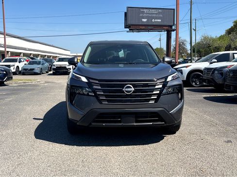 New 2026 Nissan Rogue Platinum w/ Platinum Premium Package image 2
