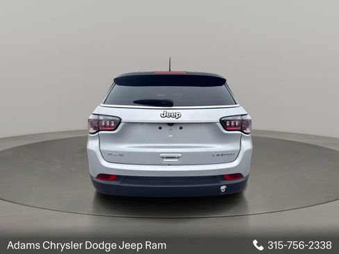 Used 2025 Jeep Compass Limited AWD/4WD image 8