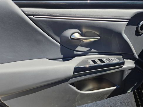 Used 2025 Lexus ES 350 FWD image 15
