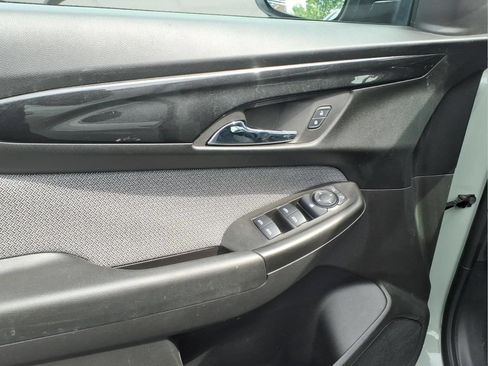 Certified 2025 Chevrolet TrailBlazer LS w/ LS Convenience Package FWD image 9