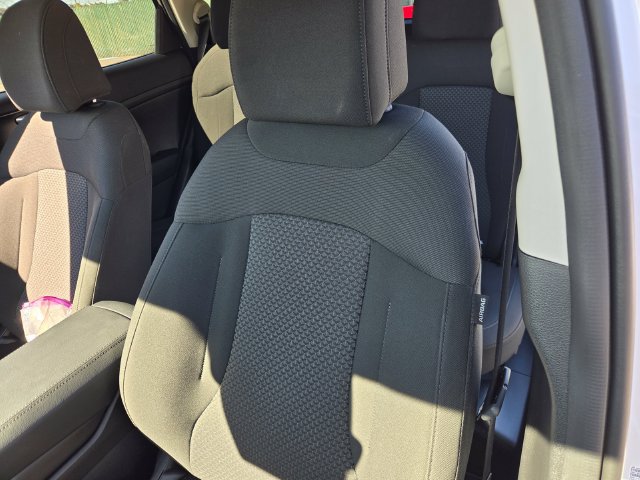 Used 2026 Kia Sportage LX w/ LX Convenience Package FWD image 14